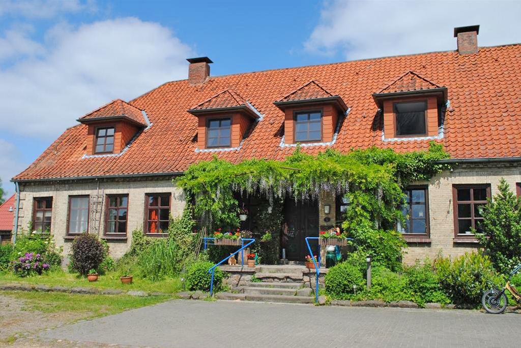 Ferienhof Lassen Apartment Brodersby  Екстериор снимка